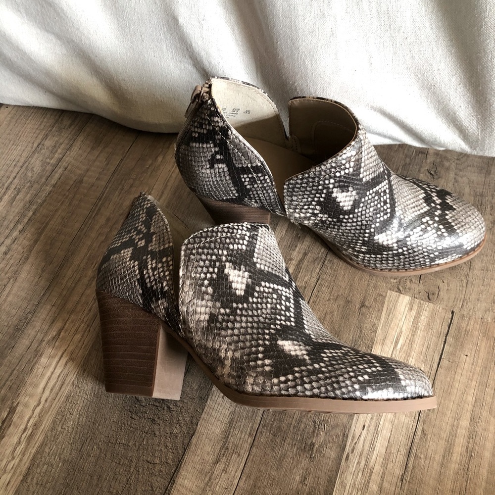 SOLD-Snake print ankle boots Size 6.5